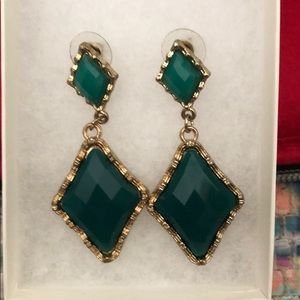 Emerald green fashion earnings